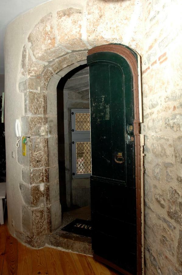 Maison Renaissance Monument Historique XV Eme 1497 Вилфранш-дьо-Руерг Екстериор снимка