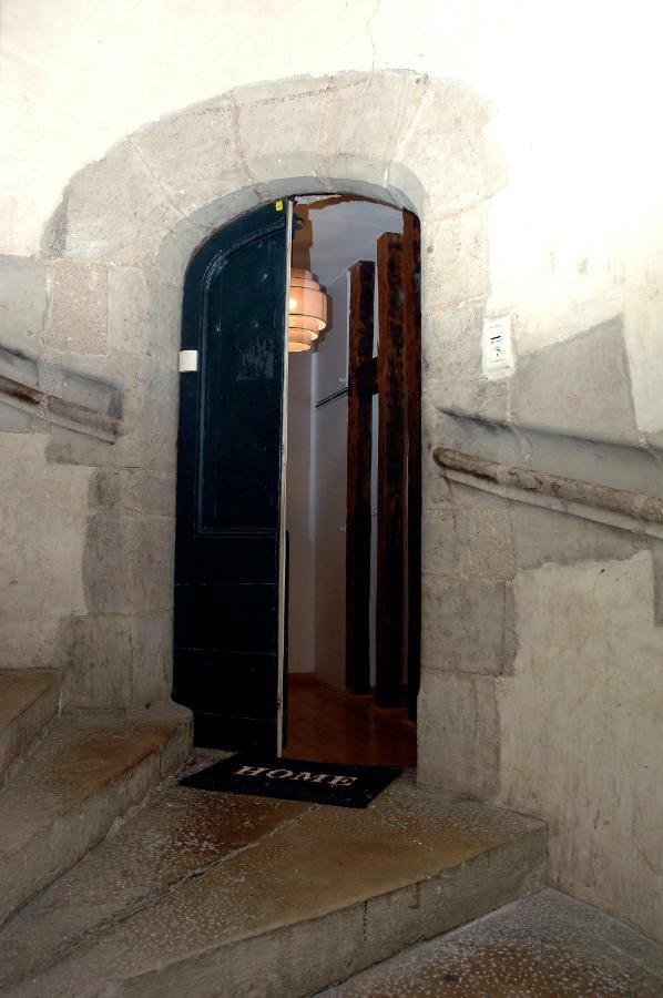 Maison Renaissance Monument Historique XV Eme 1497 Вилфранш-дьо-Руерг Екстериор снимка